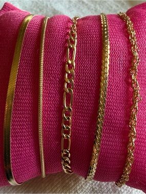 Set of 5 Gold Tone Chain Bracelets